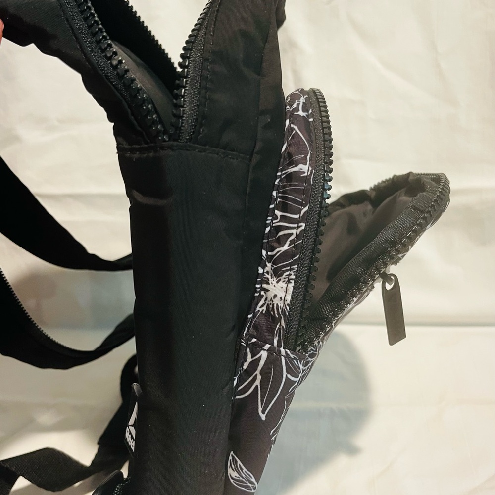 Reebok Backpack - image 6